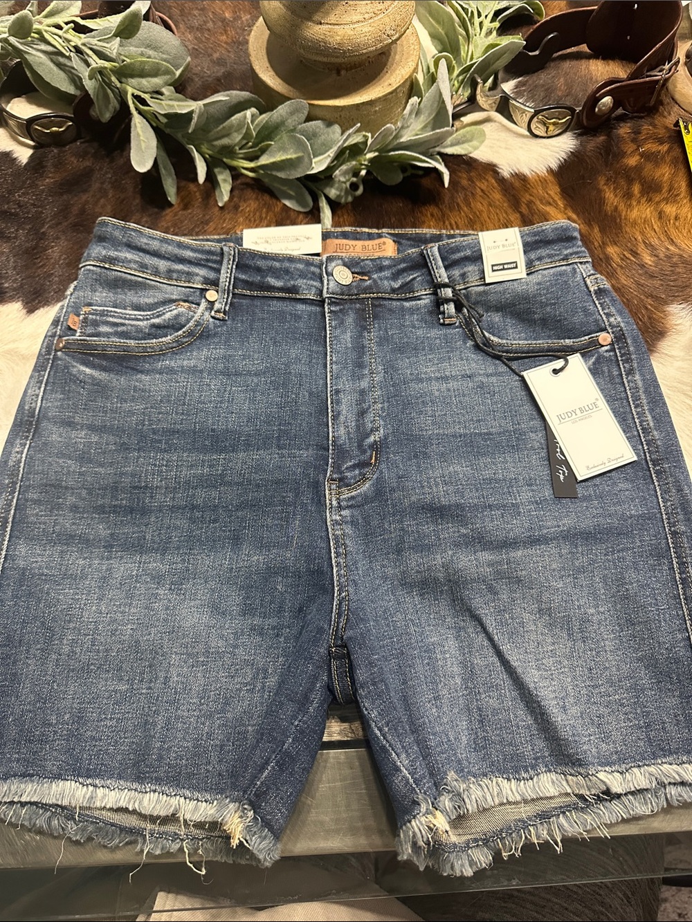 NWT Judy Blue Classic Blue Frayed Hem Denim Shorts